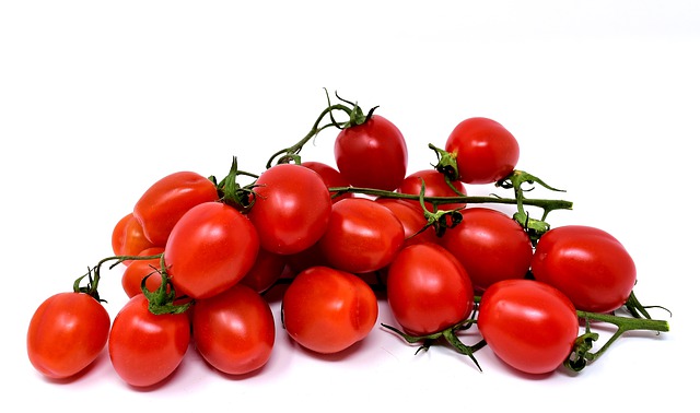 Czerwony pomidorek wiszący Cerise
